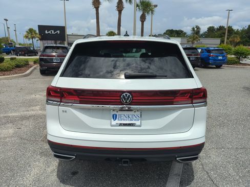 Used 2024 Volkswagen Atlas SE FWD image 7