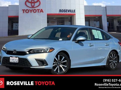 Used 2022 Honda Civic EX image 1