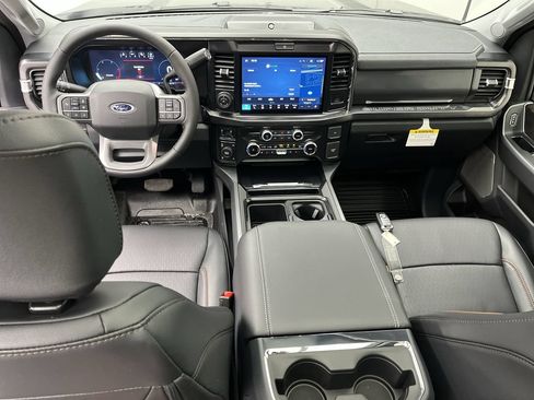 New 2026 Ford F250 Lariat w/ Lariat Premium Package AWD/4WD image 4