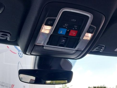 Used 2025 RAM 1500 Laramie image 33