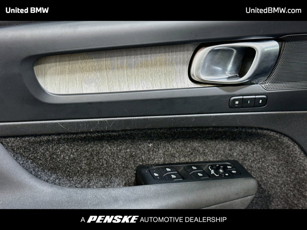 Used 2024 Volvo XC40 B5 Plus w/ Protection Package Premier AWD/4WD image 10