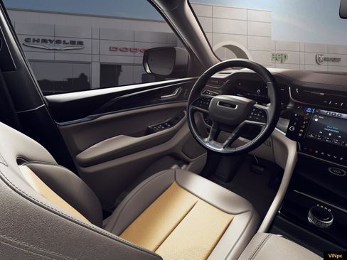 New 2026 Jeep Grand Cherokee L Limited RWD image 20