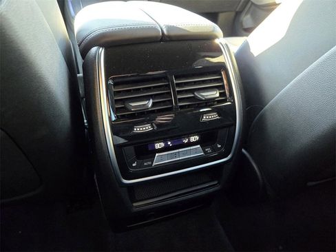 Used 2024 BMW X5 sDrive40i image 11