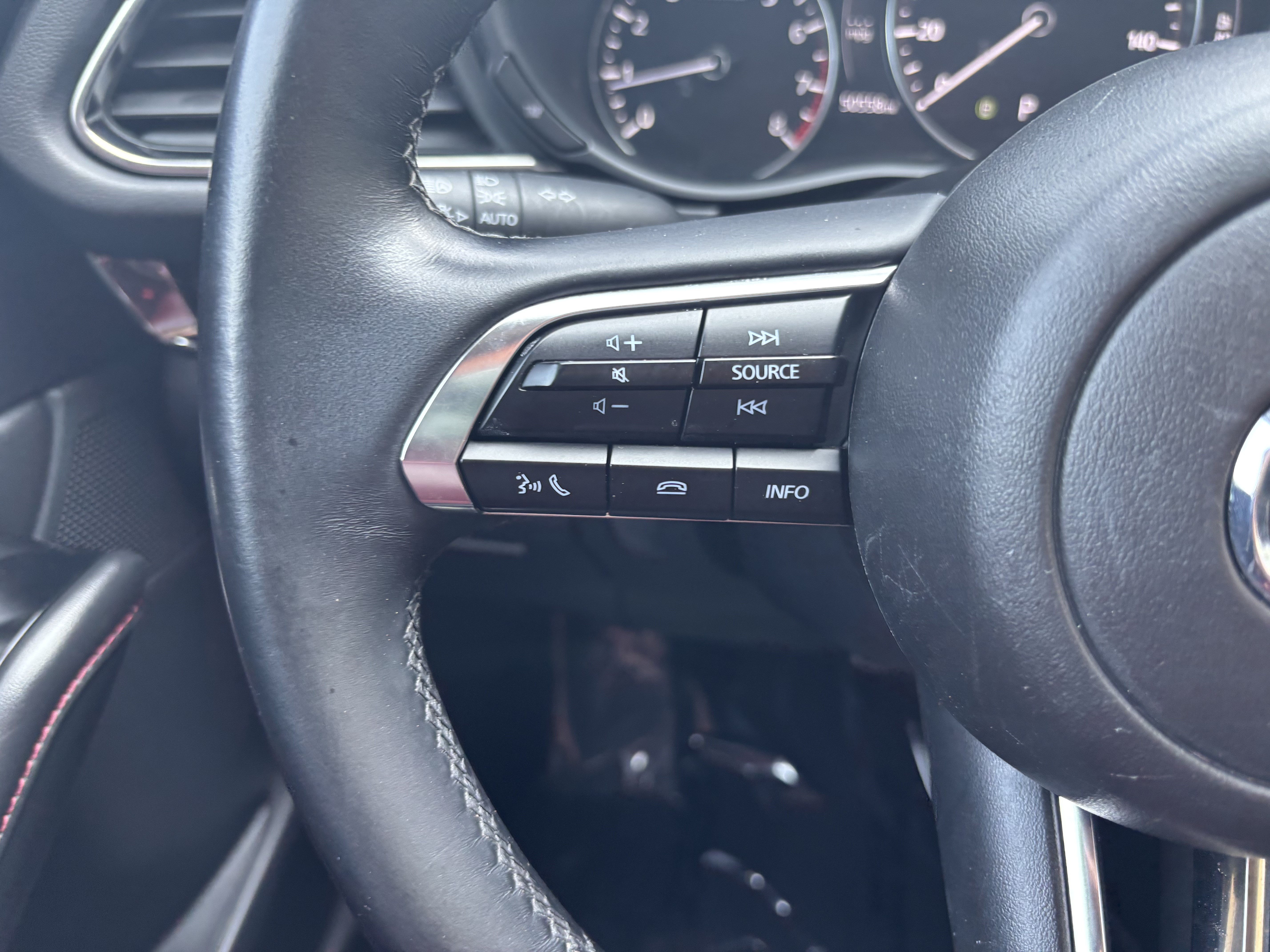 Used 2025 MAZDA CX-30 AWD 2.5 S w/ Preferred Package image 16