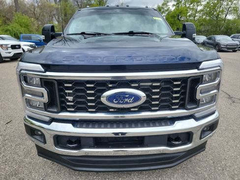 Used 2024 Ford F350 Lariat w/ Lariat Ultimate Package AWD/4WD image 2