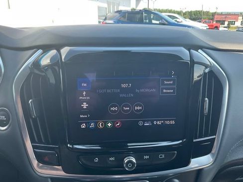 Used 2021 Chevrolet Traverse LT AWD/4WD image 5