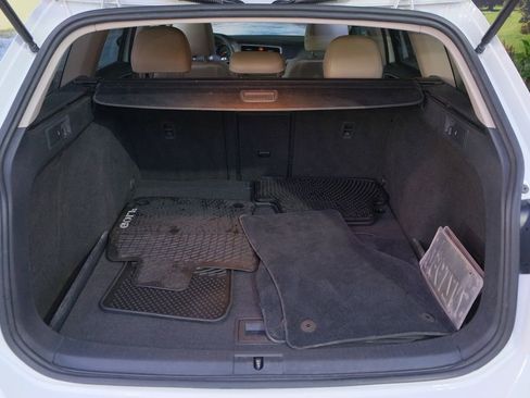 Used 2017 Volkswagen Golf SE image 22