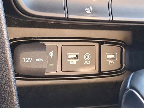 Used 2020 Hyundai Santa Fe SEL w/ Convenience + Premium Package image 24