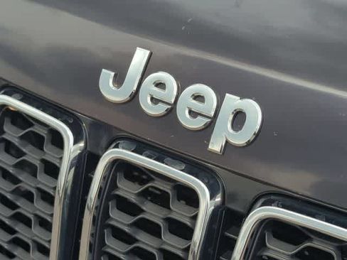 Certified 2020 Jeep Grand Cherokee Limited AWD/4WD image 12