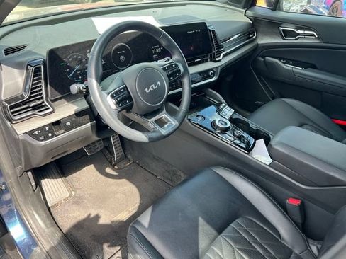 Certified 2025 Kia Sportage X-Line Prestige AWD/4WD image 13