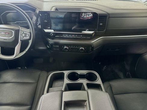 Used 2025 GMC Sierra 1500 SLT RWD image 18