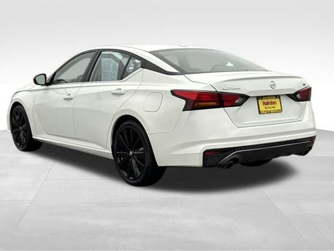 Used 2022 Nissan Altima 2.5 SR image 5