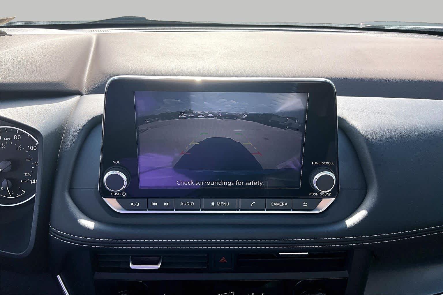 Used 2023 Nissan Rogue SV FWD image 27