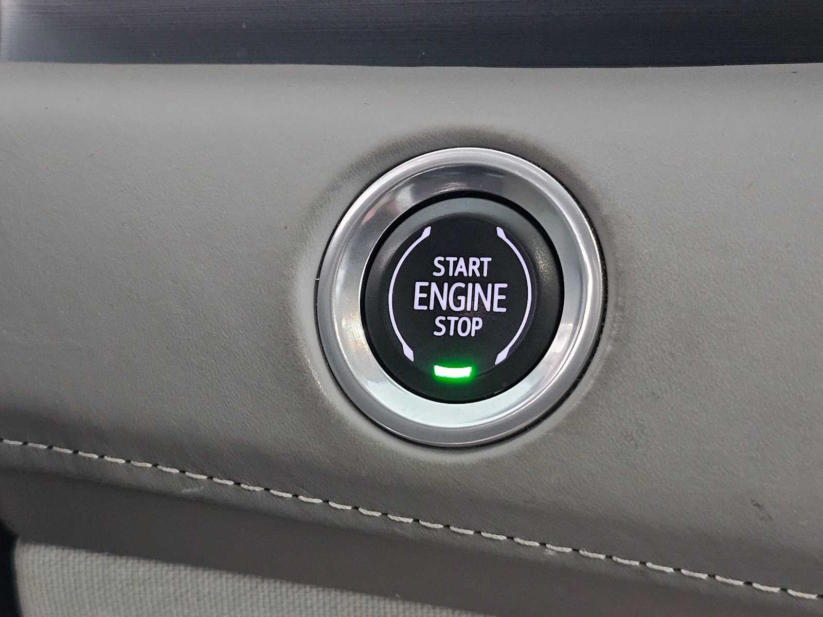 Used 2023 Cadillac Escalade Sport Platinum AWD/4WD image 33