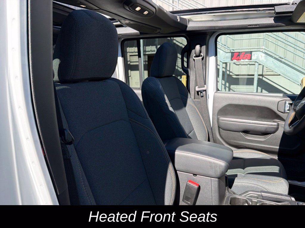 Used 2024 Jeep Wrangler Unlimited AWD/4WD image 44