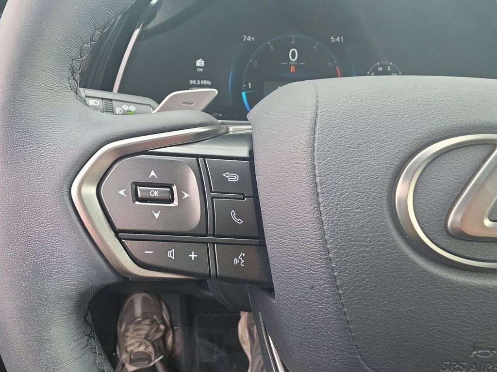 Used 2025 Lexus RX 350 FWD w/ Accessory Package (K3) image 22