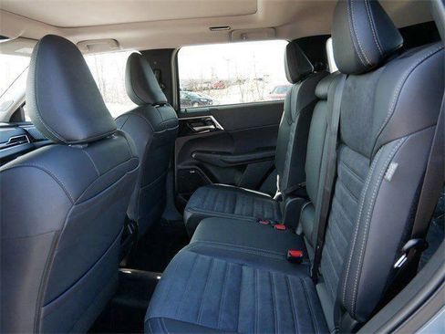 New 2026 Mitsubishi Outlander Trail Edition image 5