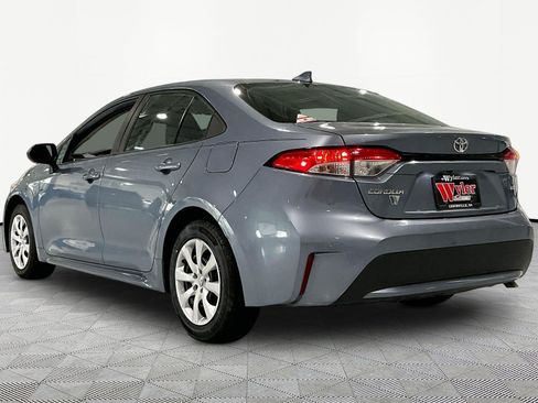 Used 2022 Toyota Corolla LE FWD image 4