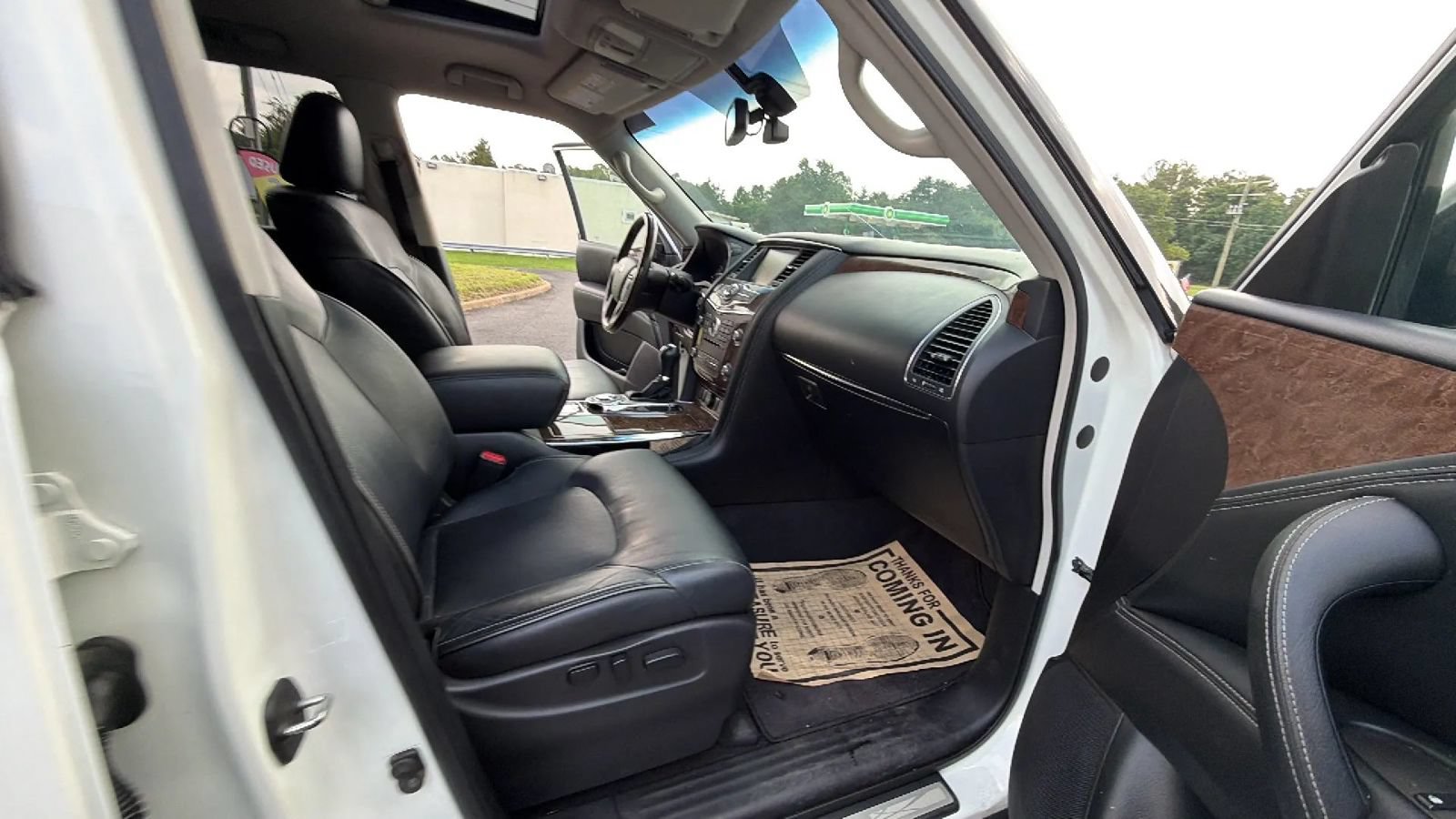 Used 2017 INFINITI QX80 2WD image 54