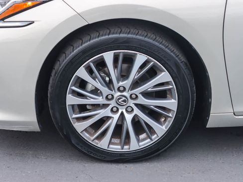 Used 2021 Lexus ES 350 w/ Premium Package image 9