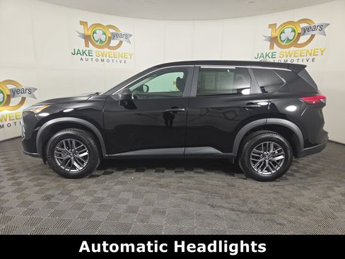 Used 2024 Nissan Rogue S AWD/4WD image 4