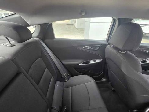 Used 2024 Chevrolet Malibu LT image 19