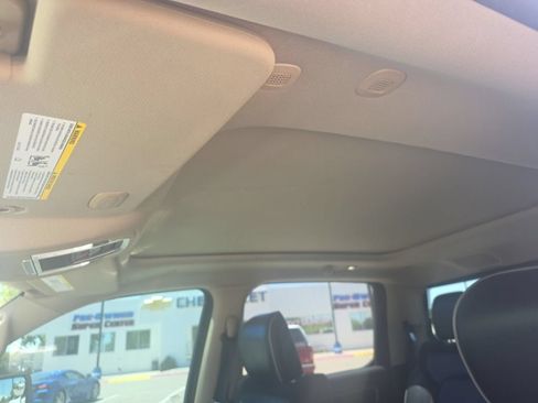 Used 2019 RAM 1500 Laramie RWD image 14