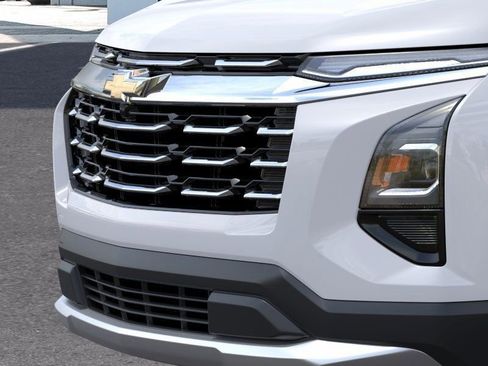 New 2026 Chevrolet Equinox LT FWD image 13