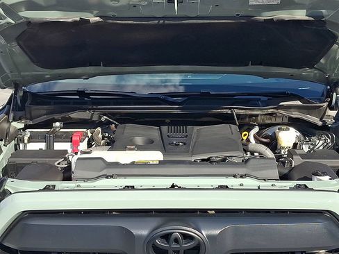 Used 2024 Toyota Tundra SR5 w/ SR5 Premium Package AWD/4WD image 27