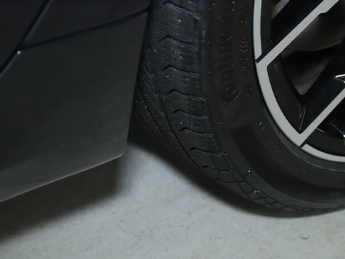 Certified 2022 BMW 540i xDrive 540i xDrive w/ M Sport Package image 38