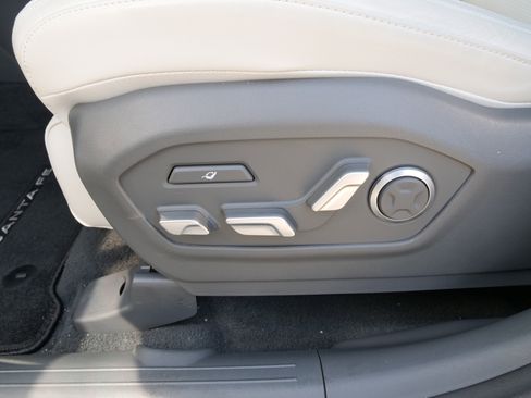 Used 2024 Hyundai Santa Fe Calligraphy image 19