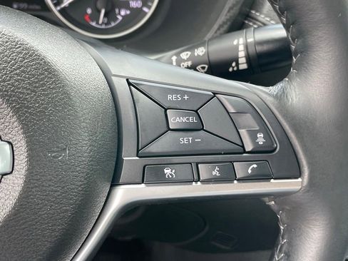 Certified 2023 Nissan Sentra SV FWD image 17