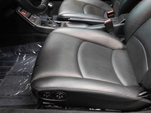 Used 1995 Porsche 911 Carrera RWD image 44