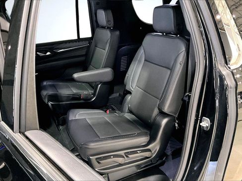 Used 2023 GMC Yukon XL Denali image 53