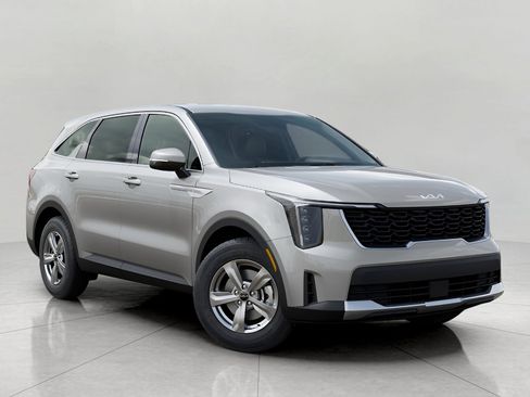 New 2026 Kia Sorento LX FWD image 8