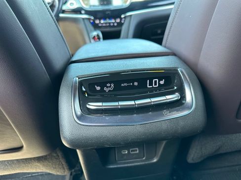 Used 2021 Cadillac XT6 Premium Luxury AWD/4WD image 44