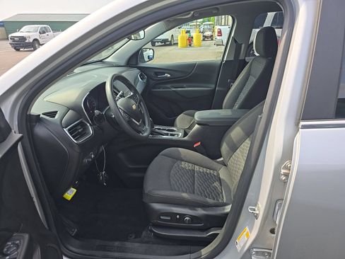Used 2021 Chevrolet Equinox LT FWD image 3