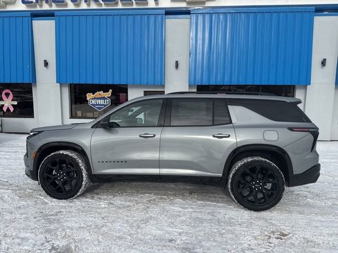New 2026 Chevrolet Traverse RS image 16