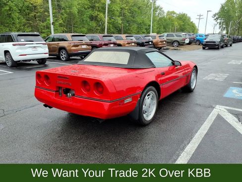 Used 1989 Chevrolet Corvette Convertible RWD image 6