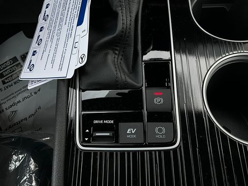 New 2026 Toyota Sienna XSE image 24