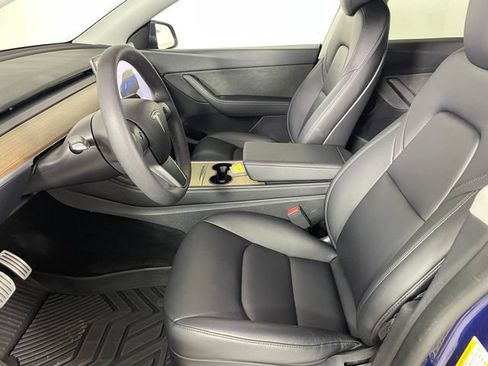 Used 2022 Tesla Model Y Performance AWD/4WD image 2