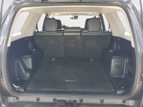 Certified 2023 Toyota 4Runner SR5 Premium w/ Moonroof Package AWD/4WD image 9