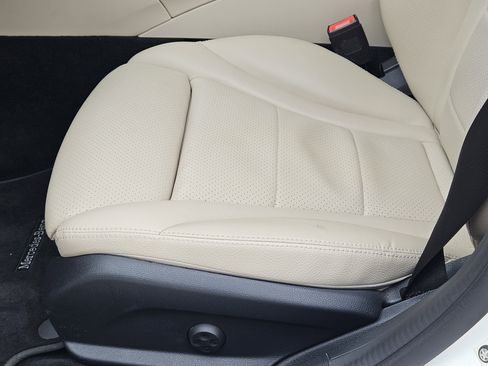 Certified 2020 Mercedes-Benz C 300 Sedan image 24