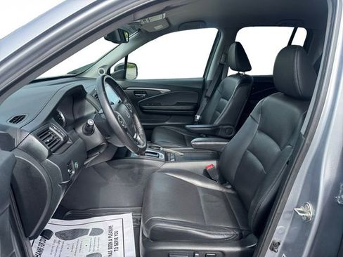 Used 2017 Honda Ridgeline RTL-T image 10