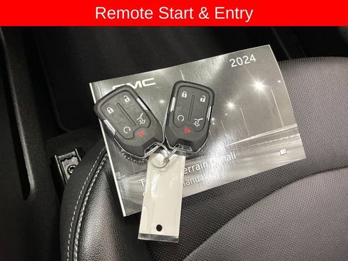 Certified 2024 GMC Terrain SLT AWD/4WD image 6