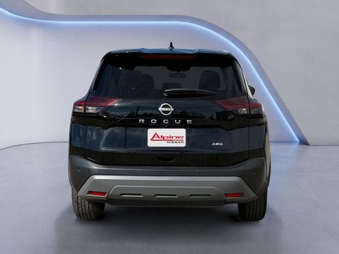 Used 2023 Nissan Rogue S AWD/4WD image 4