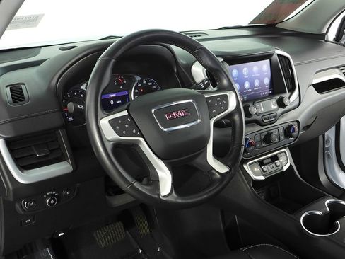 Used 2022 GMC Terrain SLT image 30
