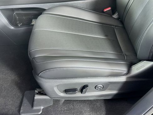 New 2026 INFINITI QX60 Luxe w/ Cargo Package image 23