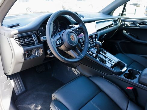 Used 2026 Porsche Macan Turbo AWD/4WD image 4