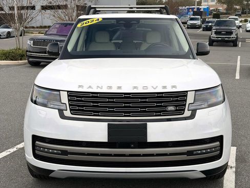 Used 2024 Land Rover Range Rover SE AWD/4WD image 8